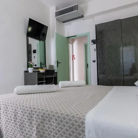 Nobel Hotel 3*