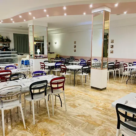 Hotel Iris 2*