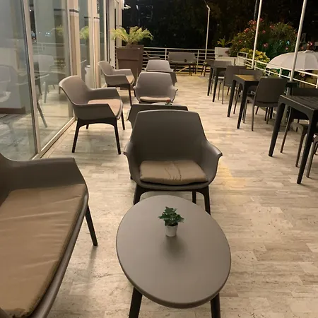 Hotel Audi Frontemare Rimini