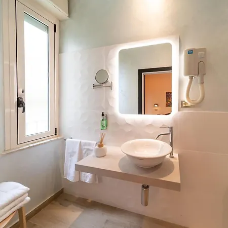 Hotel Ancora 3*