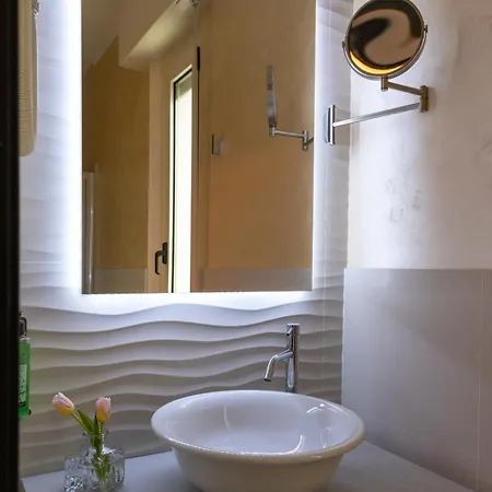 Ancora Hotel