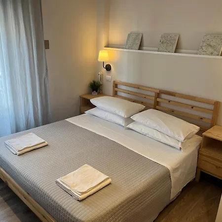 Otel T