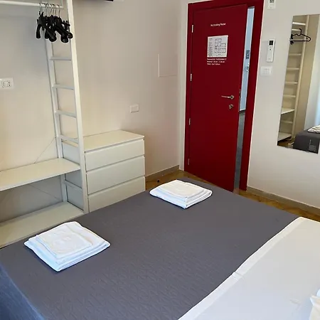 Otel T