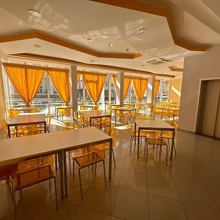 Hotel Austria 2*