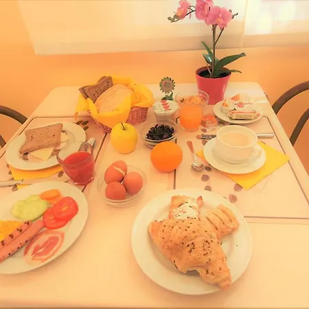 Hotel Alessi**