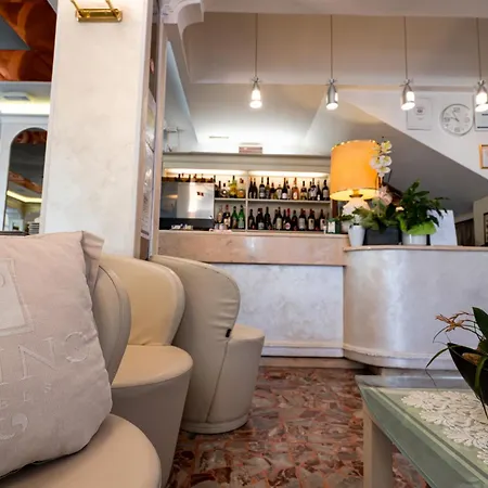 Britannia Marina Centro 3*