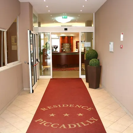 Апарт-отель Piccadilly 3*