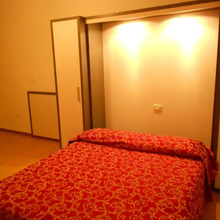 Hotel Ottavia 2*