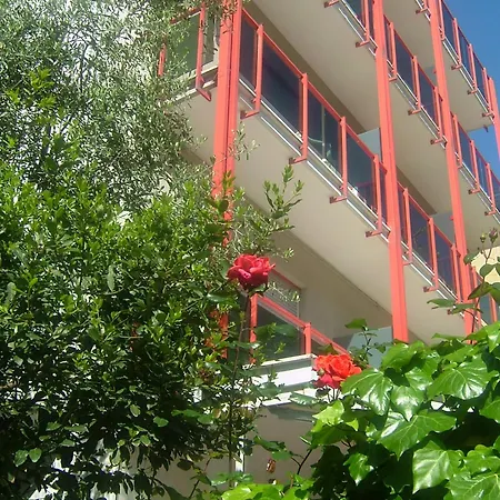 Hotel Noidue Hotel 2*