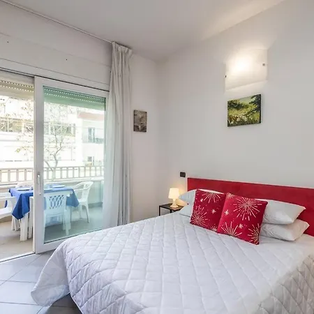Appartamento Exclusive: Fronte Mare Con Terrazzo E Parcheggio Rimini