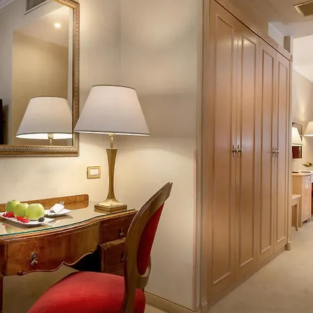 De Londres Hotel 4*
