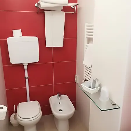 Hotel Rondinella E Viola 3*