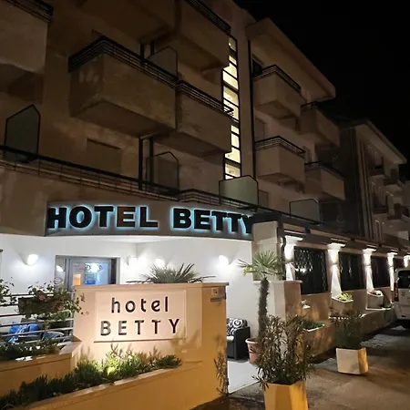 Betty Hotel