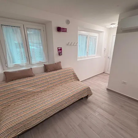 Chiama Hotel 2*