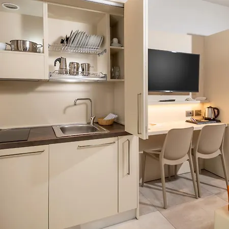 Primrose 3* Rimini
