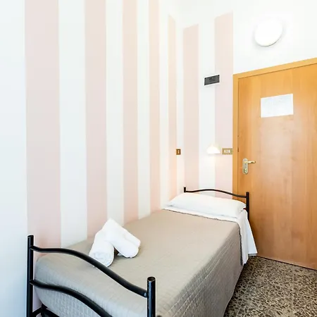 Hotel Clerice 2*