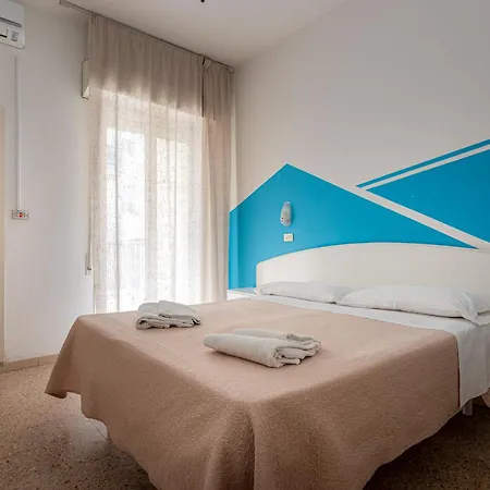 فندق Hotel Serafini ريميني