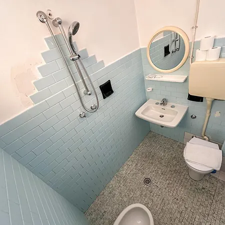 Hotel Serafini 2*