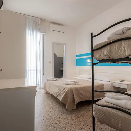 Hotel Serafini ريميني