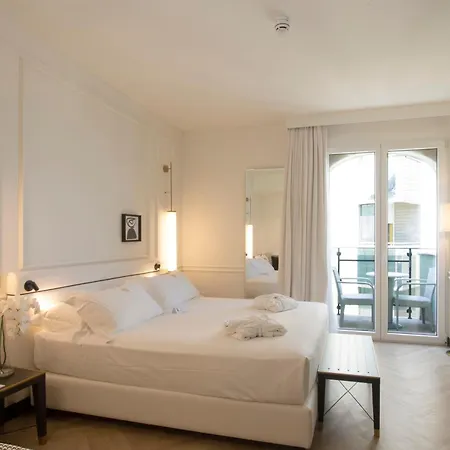 De Londres Hotel 4*