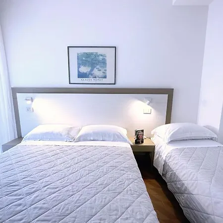 Hotel Aura Living