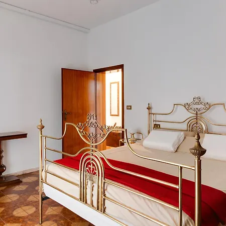 Casariosa, Centro Apartment *