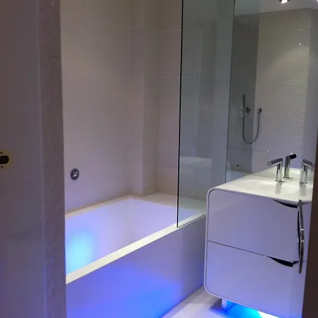 Hotell I-suite 5*