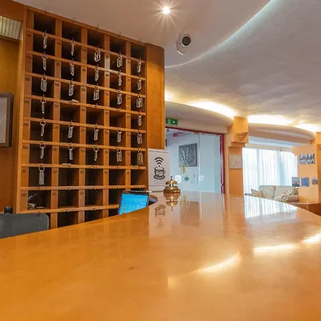 Nobel Hotel 3*
