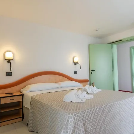 Nobel Hotel 3*