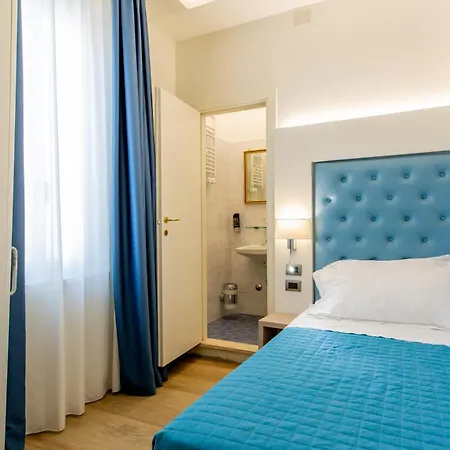 Hotel Italia 3*