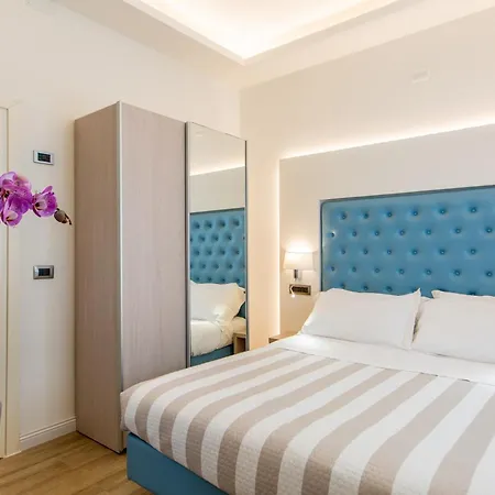 Italia Hotel 3*