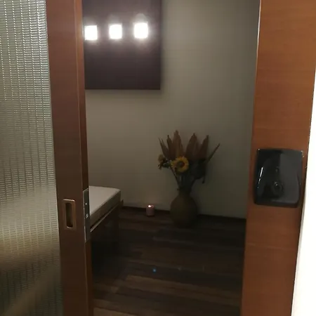 Alaska Hotel 3*
