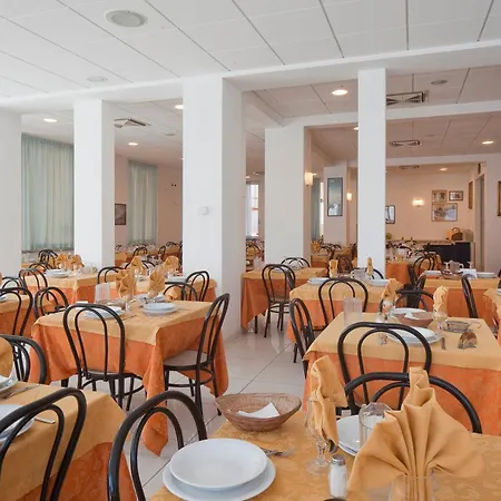 Leoni Hotel