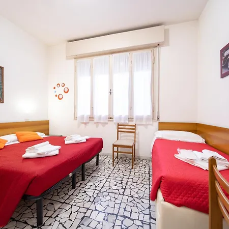 Cortina 3* Римини