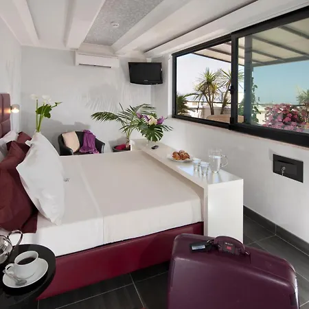Hotel Gabriella 3*