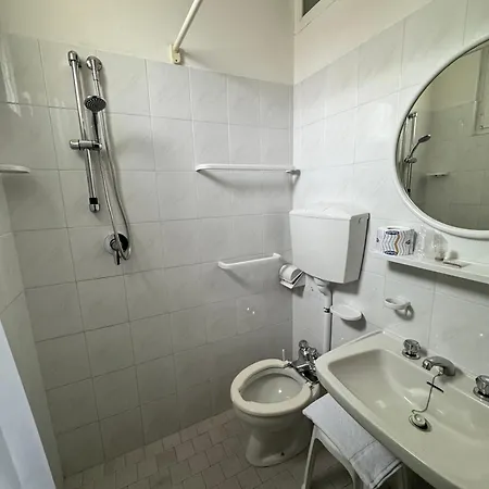 Szálloda Urania Nuova Gestione