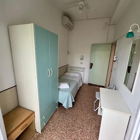 Szálloda Urania Nuova Gestione Rimini