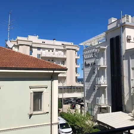 Pm 3 Via Massimiliano Grazia Apartamento Rímini