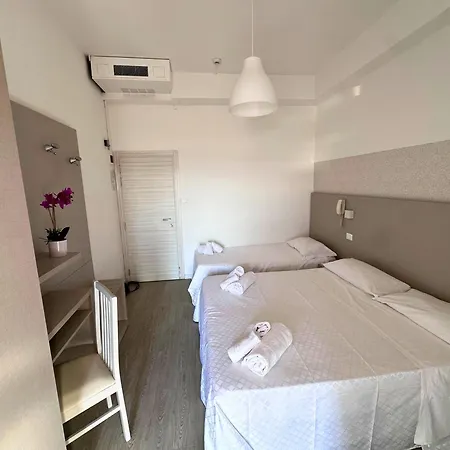 Ideal Szálloda 3*