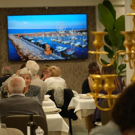 Hotel Regal 3*