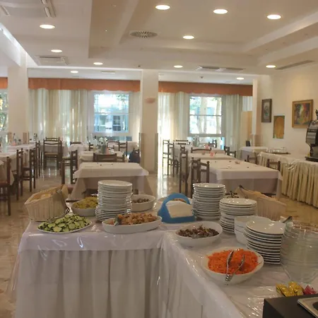 Hotel De La 3*