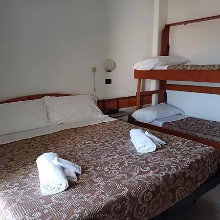 Dasamo Hotel 3*