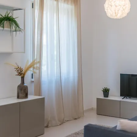 Cinzia Hotel apartamentowy Rimini