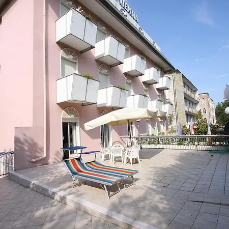 Vienna Ostenda E Ristorante Il Danubio 4* Rimini