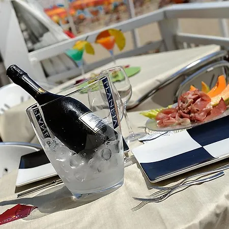 & Cavalluccio Marino Otel 3*