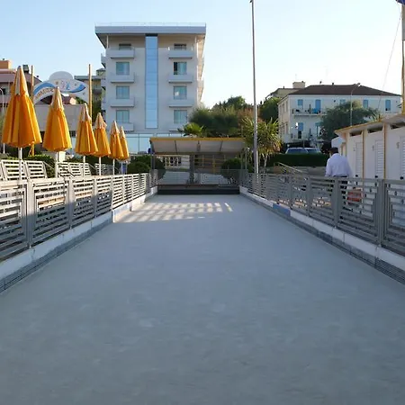 Hotel Milena 3*