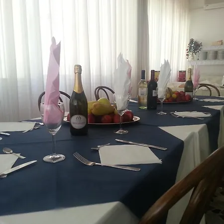 Condor Hotel