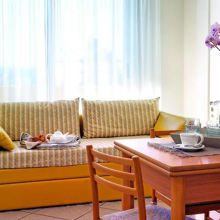Piccadilly 3* Римини