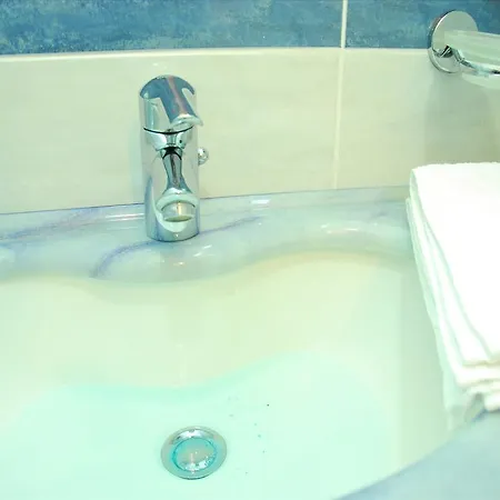 Veliero Hotel 3*