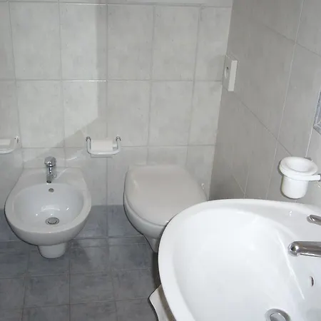 Hotel Rondinella E Viola 3*